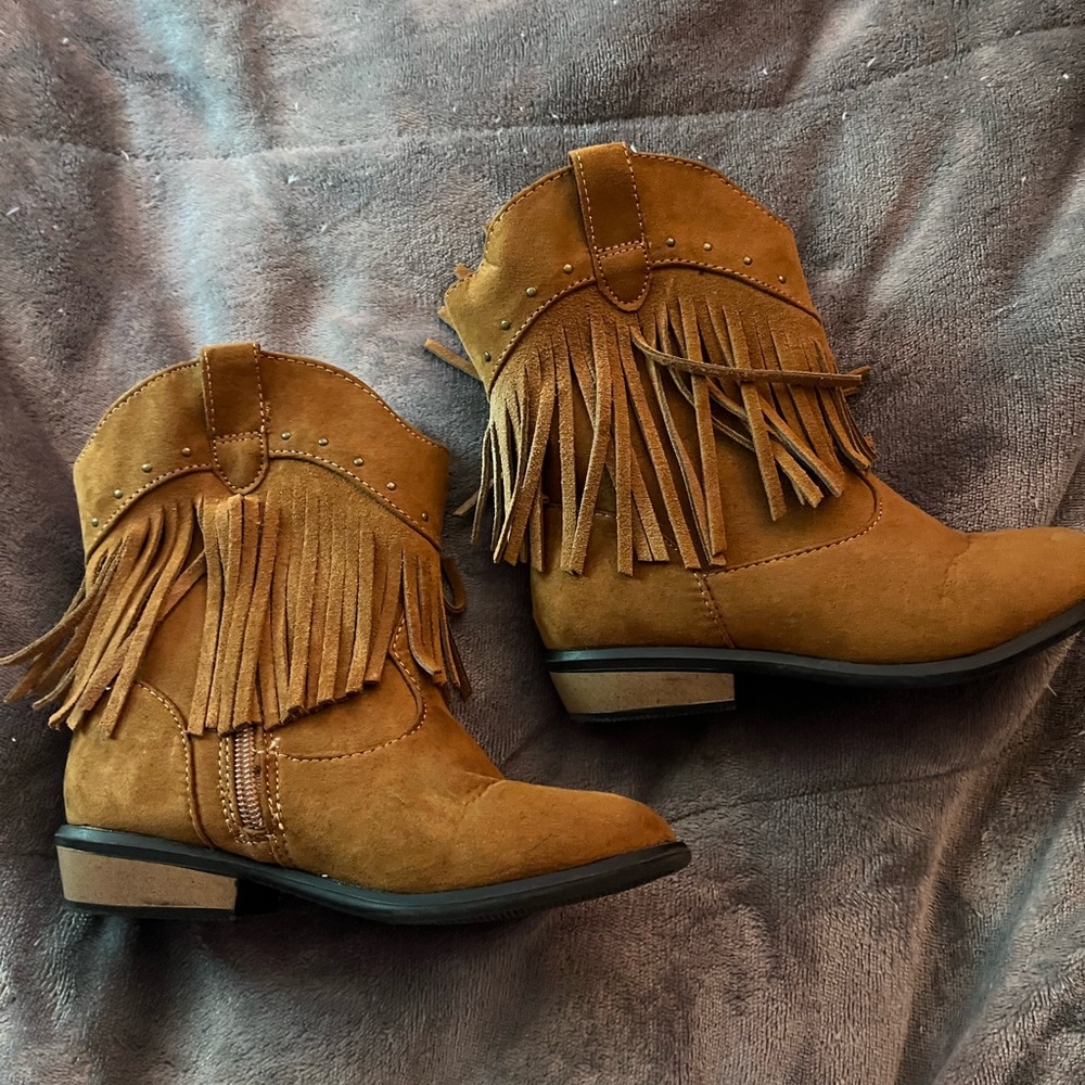 Cat & Jack Tan Suede Fringe Western Ankle Boots